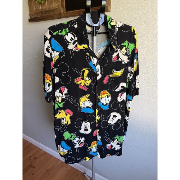 Men's Disney Button Up Flowy Shirt Goofy Mickey Mouse Donald Duck Plus Size XXL - Picture 1 of 4